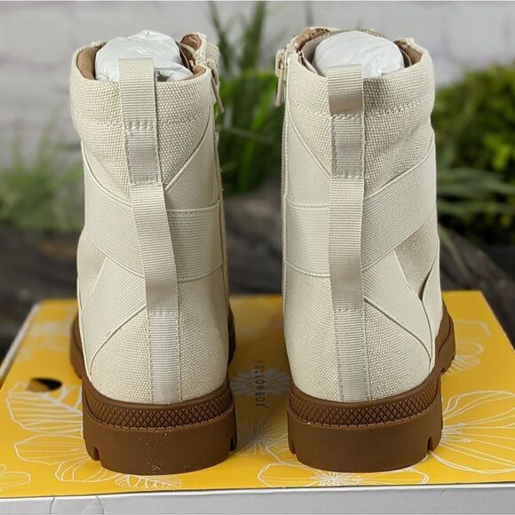 NIB Yellow Box Platon Sneaker Boots - Picture 5 of 10